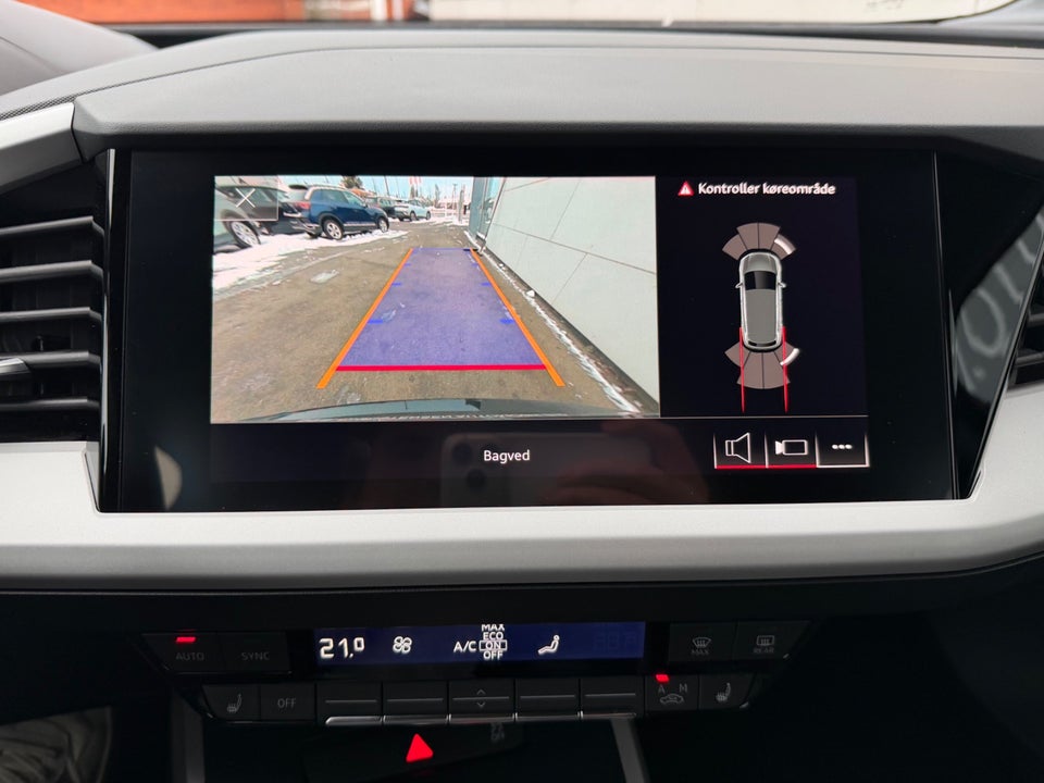 Audi Q4 e-tron 40 Attitude 5d