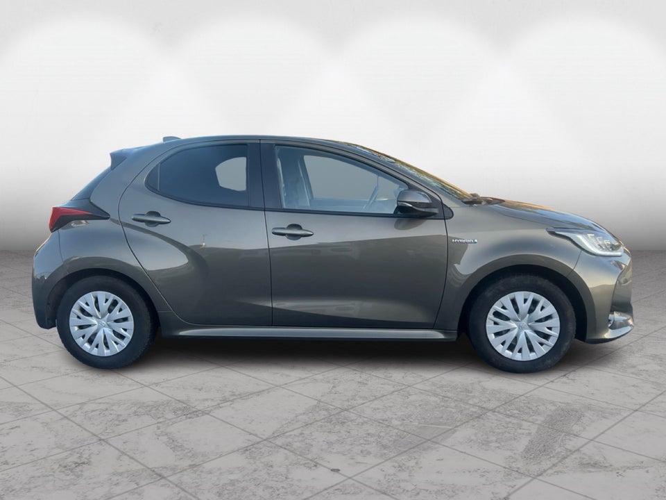 Toyota Yaris 1,5 Hybrid H3 Smart e-CVT 5d