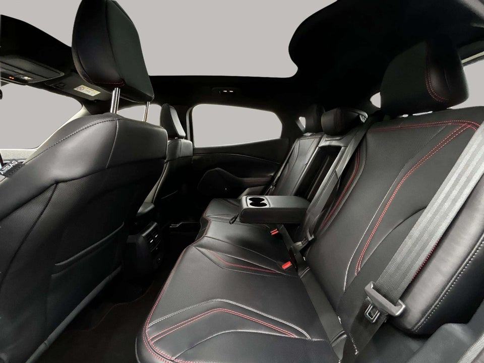 Ford Mustang Mach-E 98 Premium Extended Range AWD 5d