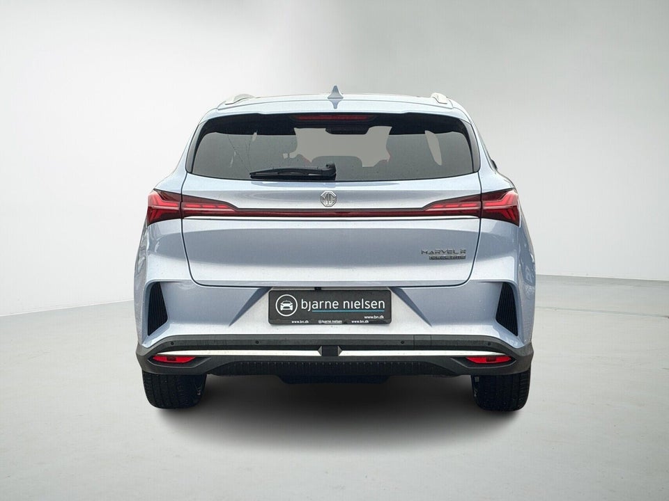 MG Marvel R Luxury 5d