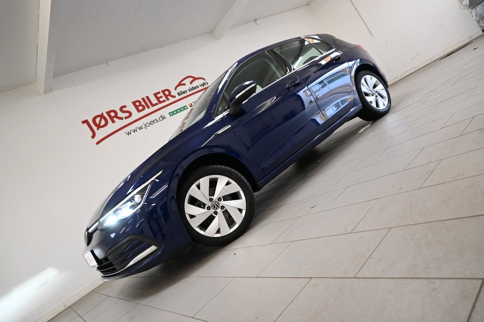 VW Golf VIII 1,5 eTSi 150 Style DSG 5d