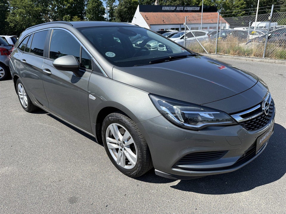 Opel Astra 1,6 CDTi 136 Enjoy Sports Tourer 5d