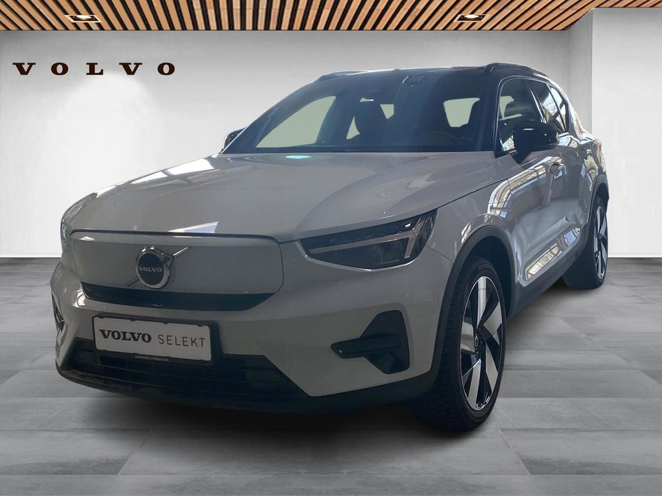 Volvo XC40 ReCharge Extended Range Plus 5d