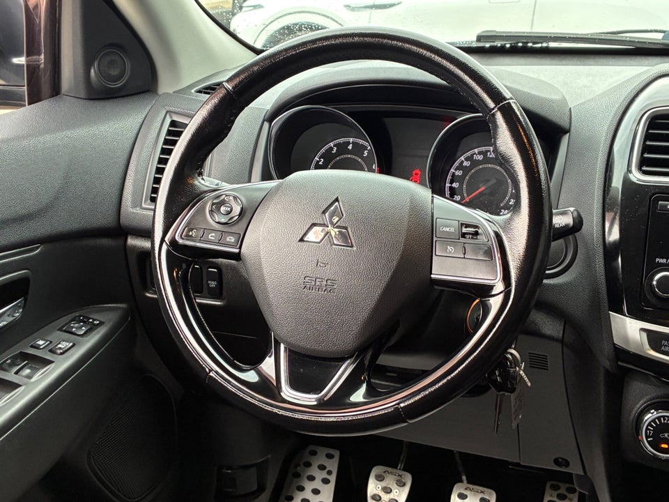 Mitsubishi ASX 1,6 Invite 5d