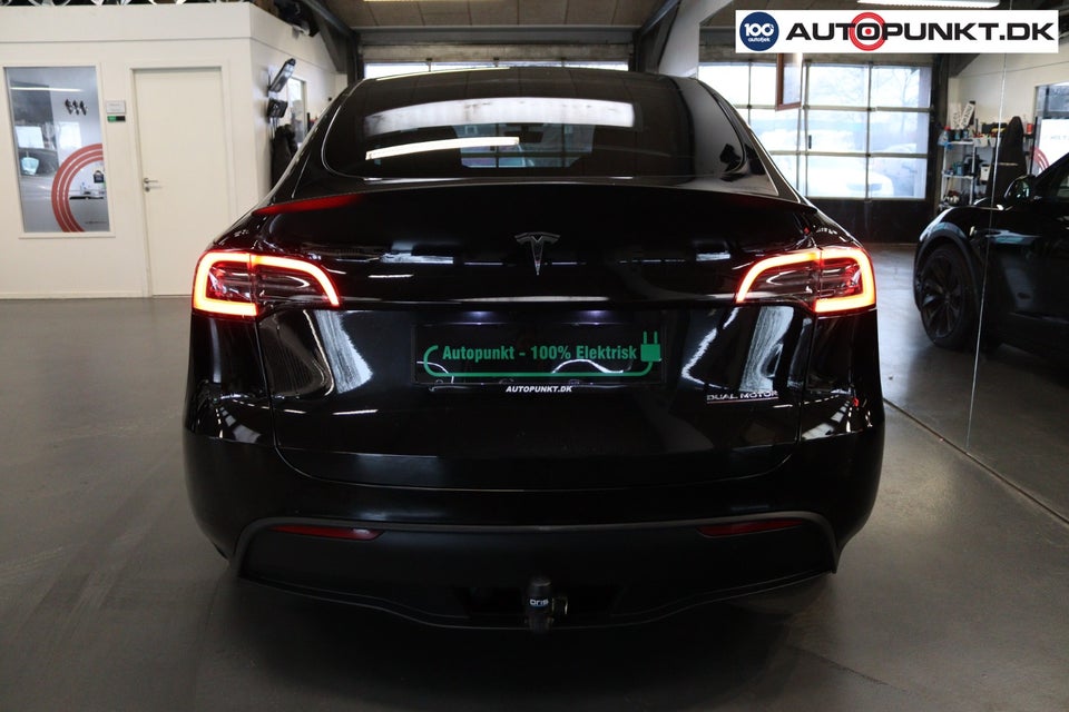 Tesla Model Y Performance AWD 5d