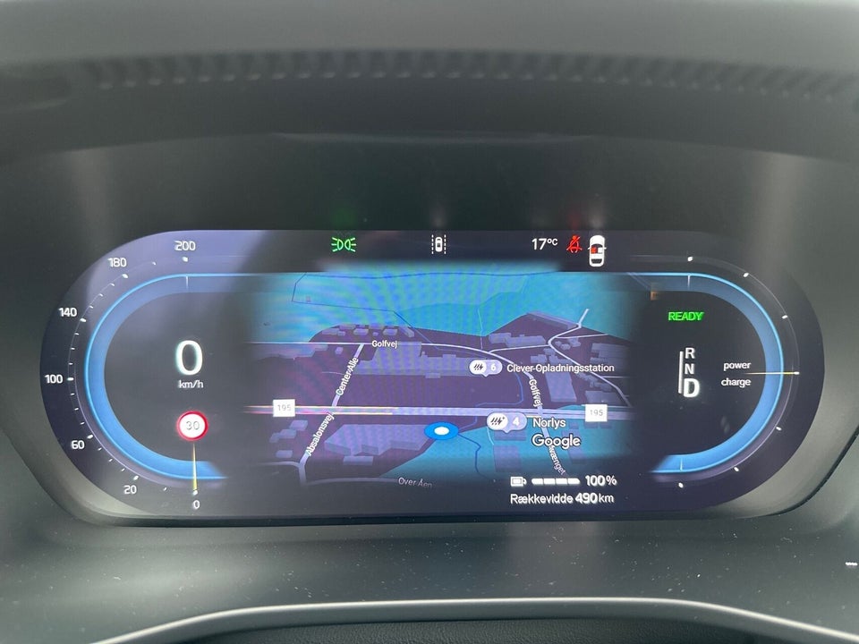 Volvo EC40 Twin Black Edition 5d