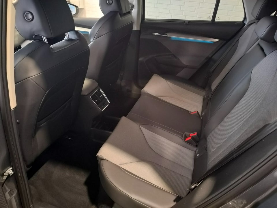 Skoda Enyaq 80x iV 5d