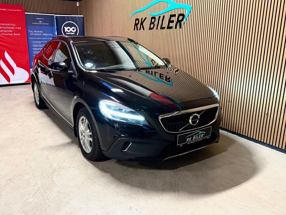 Volvo V40 CC 2,0 D3 150 Kinetic aut. 5d