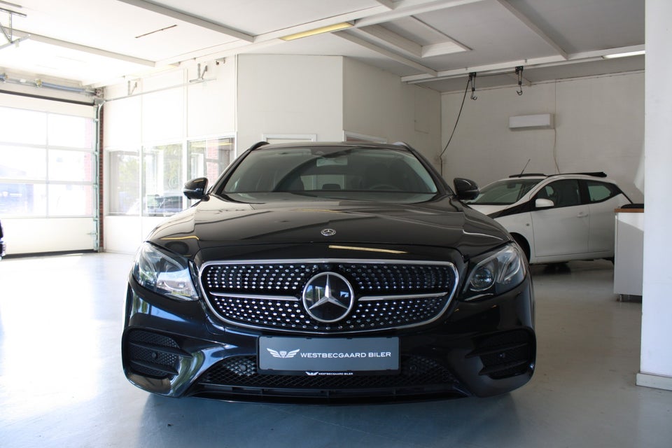 Mercedes E300 de 2,0 AMG Line stc. aut. 5d