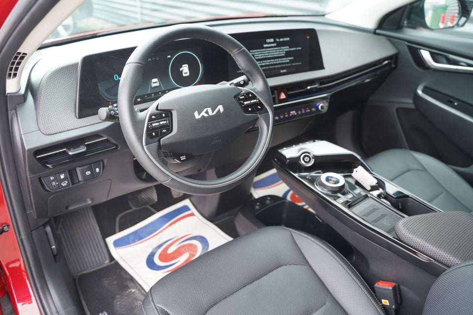 Kia EV6 77 Long Range 5d