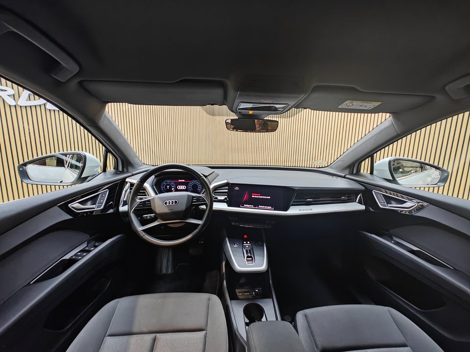 Audi Q4 e-tron 40  5d