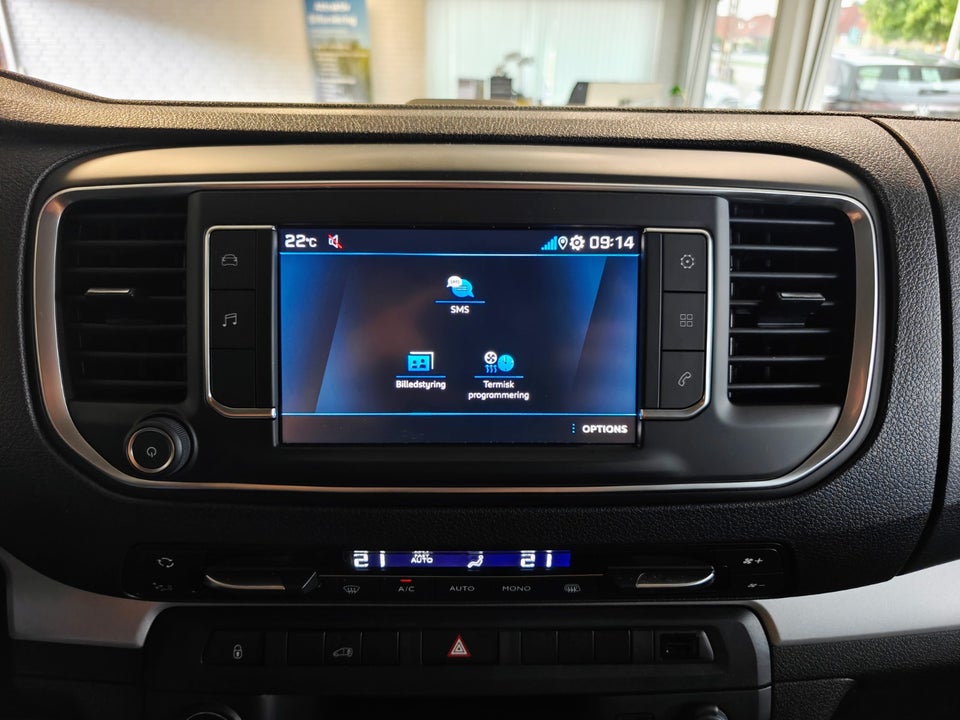 Peugeot Expert 2,0 BlueHDi 144 L3 Premium Van
