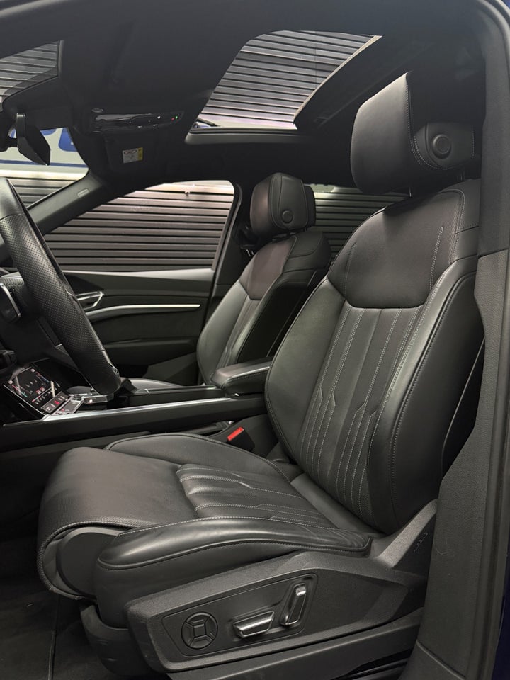 Audi e-tron 55 S-line quattro 5d