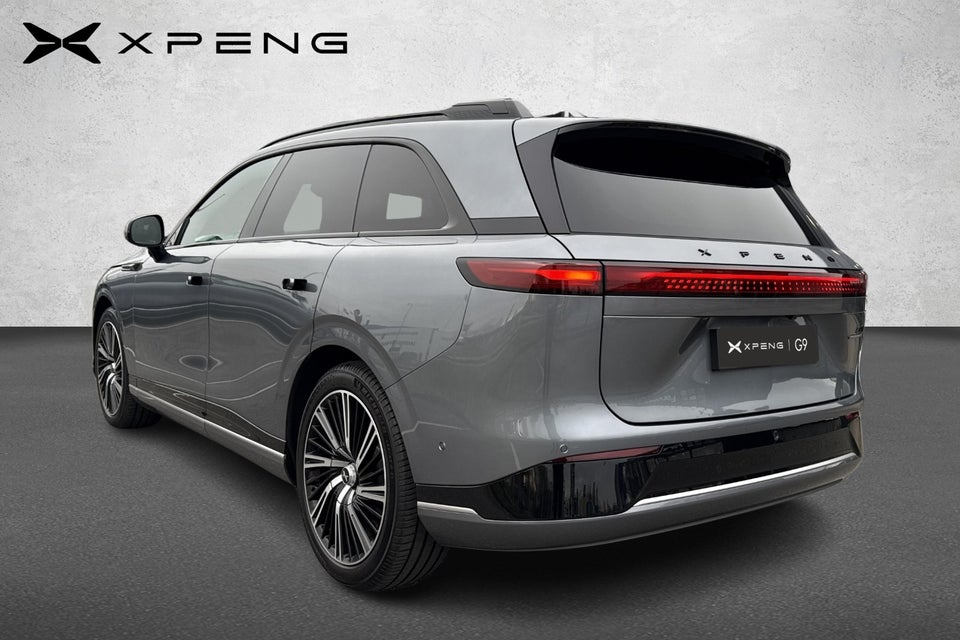 Xpeng G9 Performance 5d