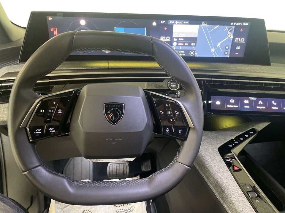 Peugeot e-5008 77 Allure 7prs 5d