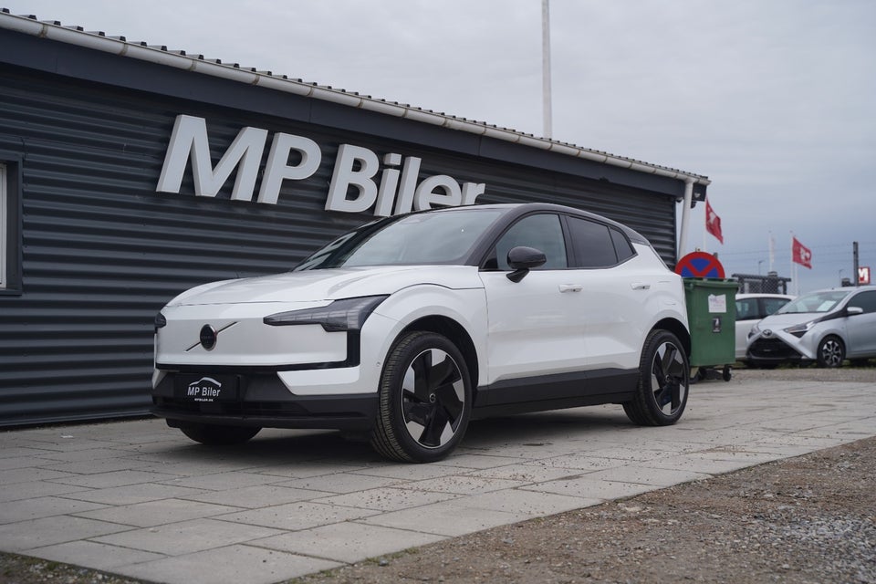 Volvo EX30 Extended Range Ultra 5d