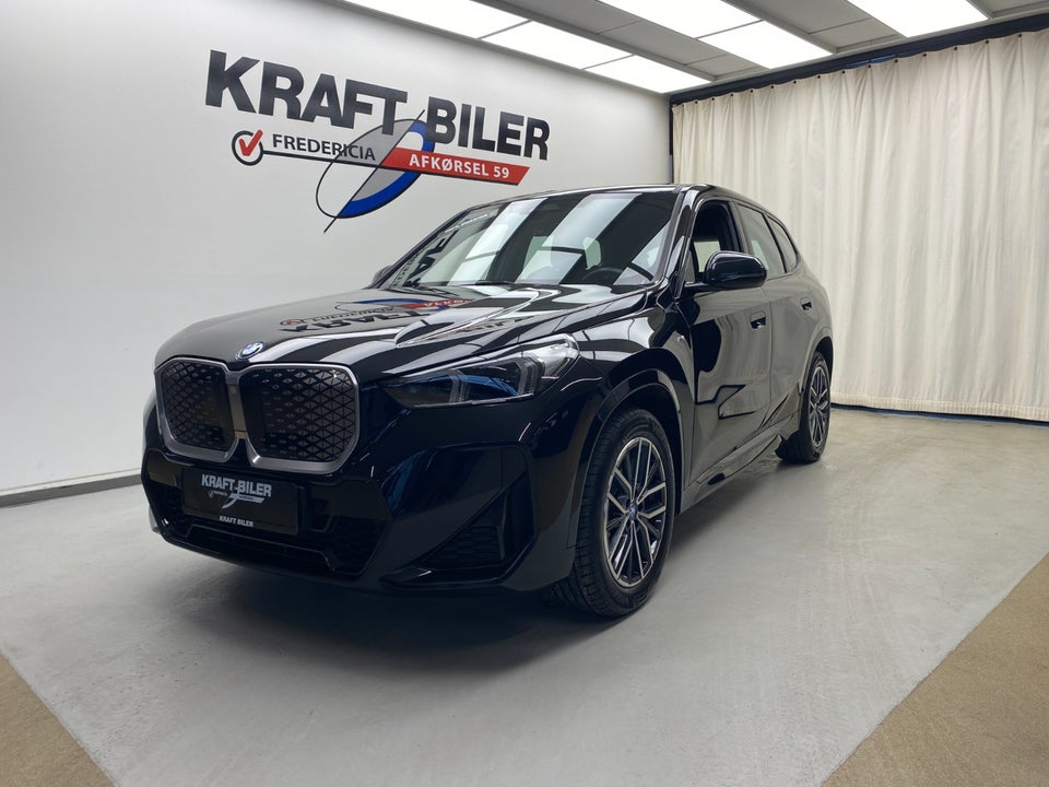 BMW iX1 eDrive20 M-Sport 5d