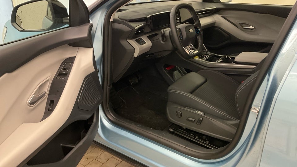 Ford Explorer 77 Select Extended Range 5d