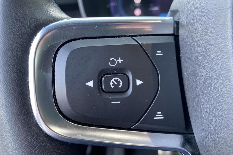 Volvo XC40 P6 ReCharge Core 5d