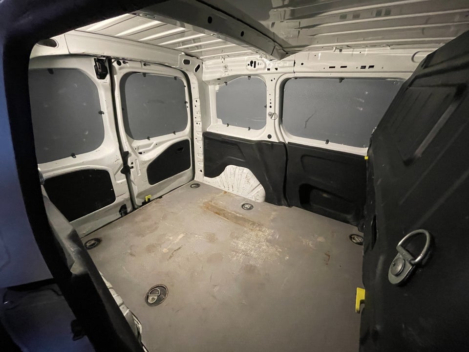 Peugeot Partner 1,5 BlueHDi 100 L1V2 Ultimate Van