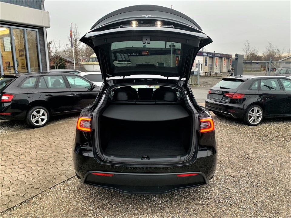 Tesla Model Y Performance AWD 5d