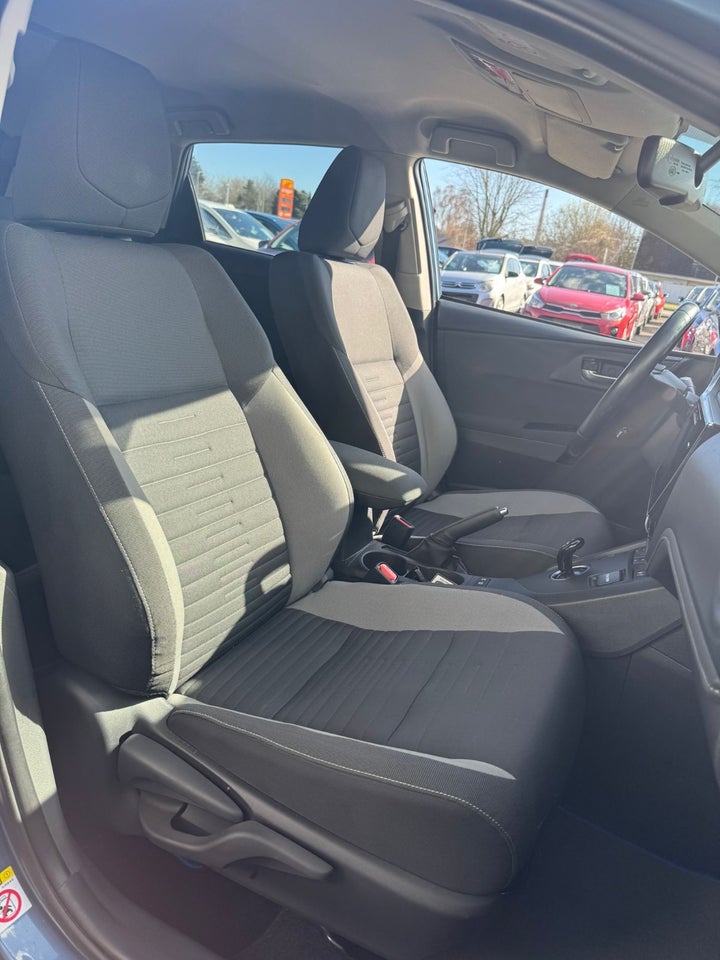 Toyota Auris 1,8 Hybrid H2 Comfort CVT 5d