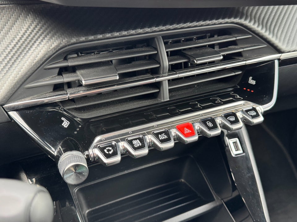 Peugeot 2008 1,2 PureTech 130 Active Limited EAT8 5d