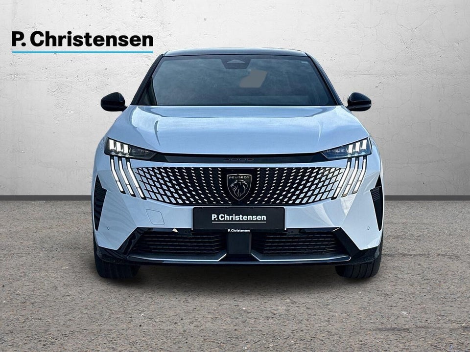 Peugeot e-3008 77 GT Pack 5d