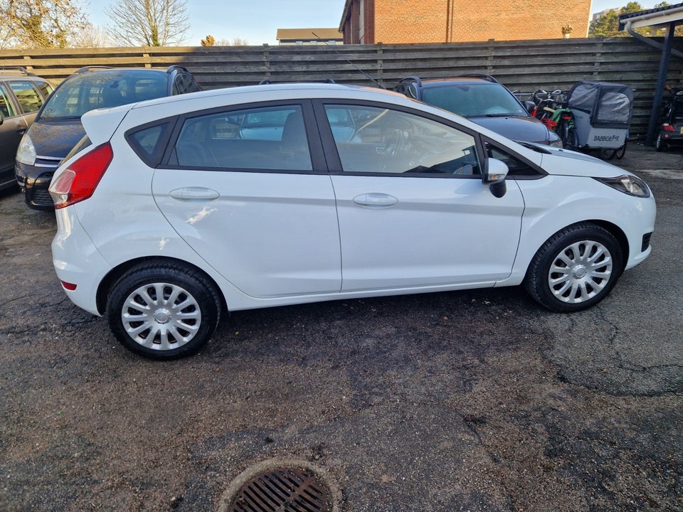 Ford Fiesta 1,0 80 Trend 5d