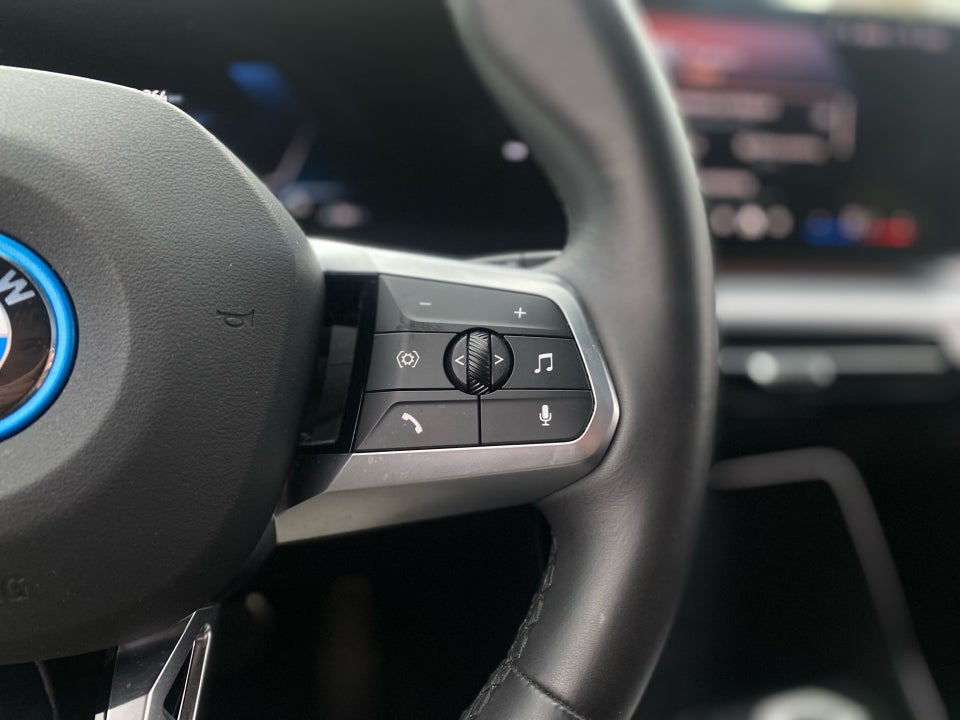 BMW iX1 eDrive20 M-Sport 5d