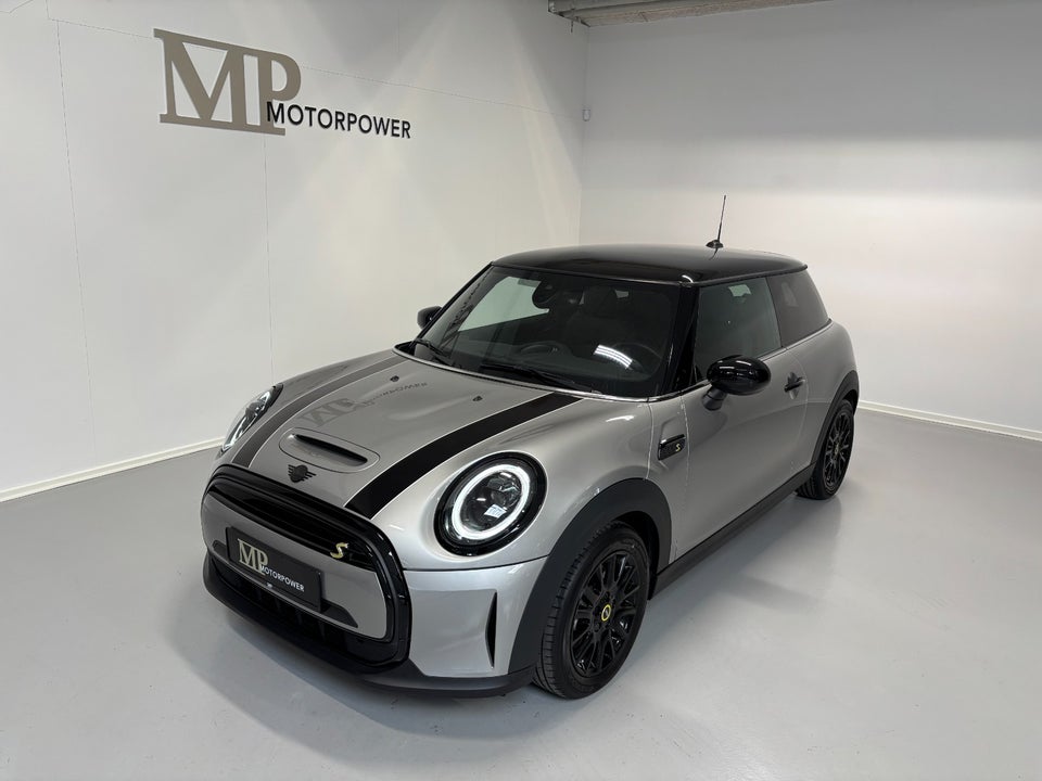 MINI Cooper SE Classic Trim 3d