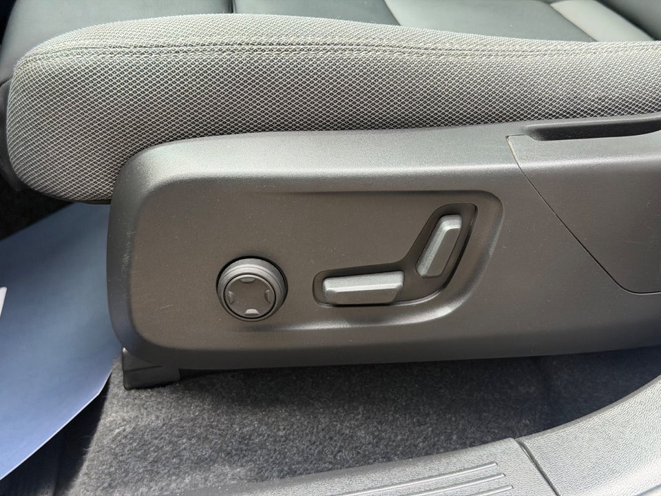 Volvo EX40 Extended Range Ultra 5d