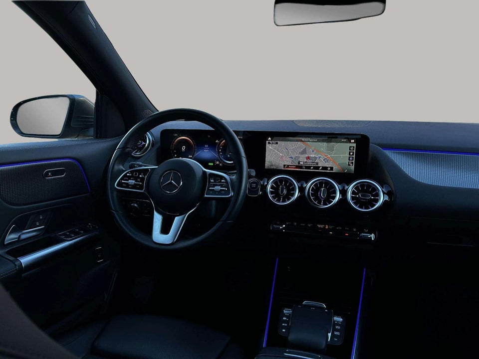 Mercedes EQA250 Progressive 5d