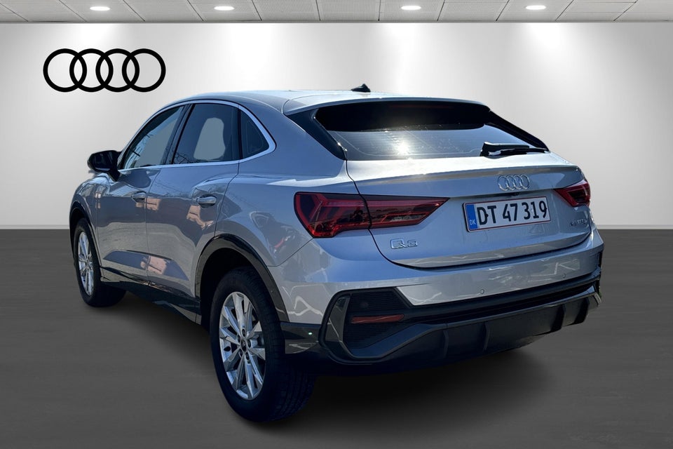 Audi Q3 45 TFSi e Attitude+ Sportback S-tr. 5d