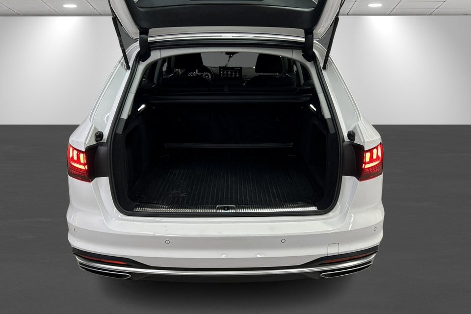 Audi A4 40 TFSi Prestige plus Avant S-tr. 5d