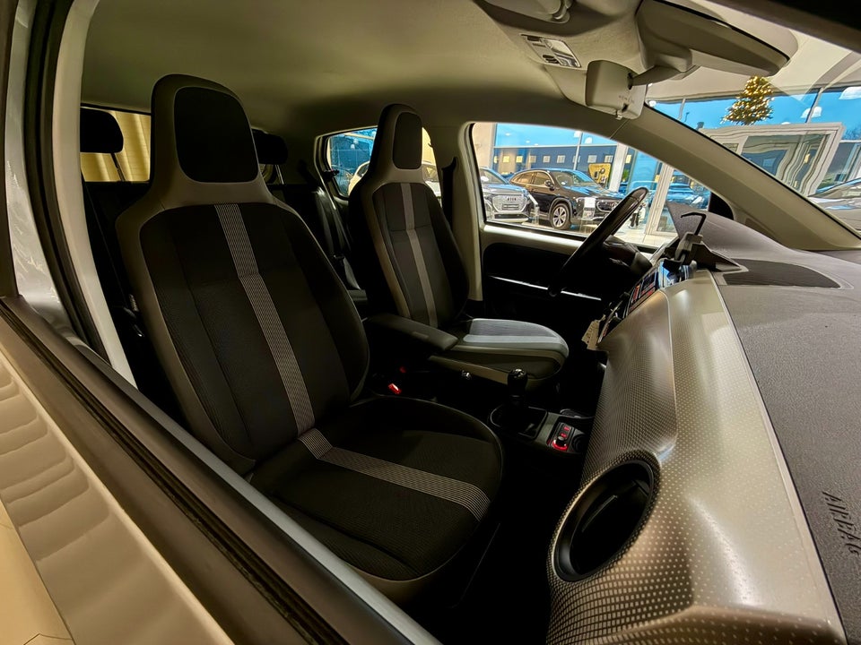 VW Up! 1,0 TSi 90 High Up! BMT 5d