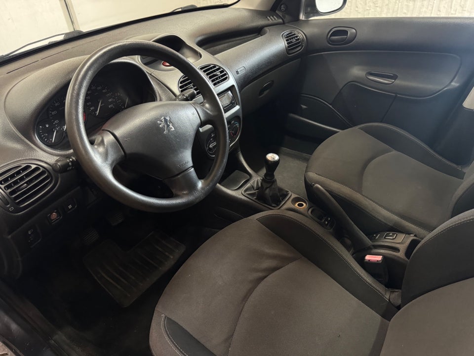 Peugeot 206 1,4 Edition 5d