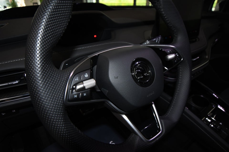 Skoda Enyaq 85x iV Sportline 5d