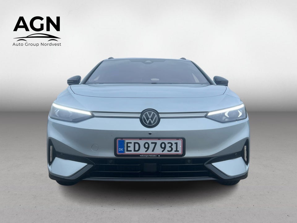 VW ID.7 Style Tourer 5d