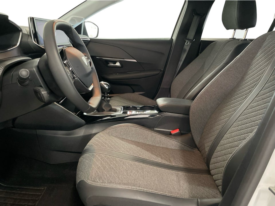 Peugeot 208 1,2 PureTech 100 Allure+ 5d