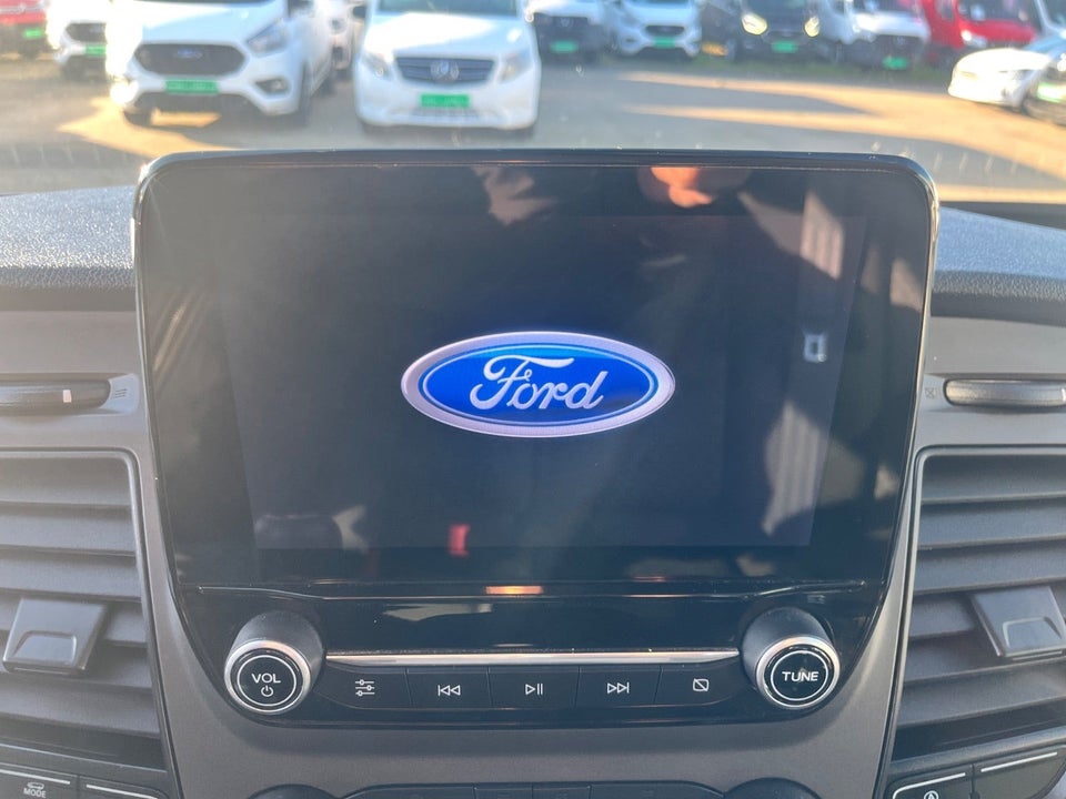 Ford Transit 350 L4 Chassis 2,0 TDCi 170 Mandskabsvogn m/lad RWD