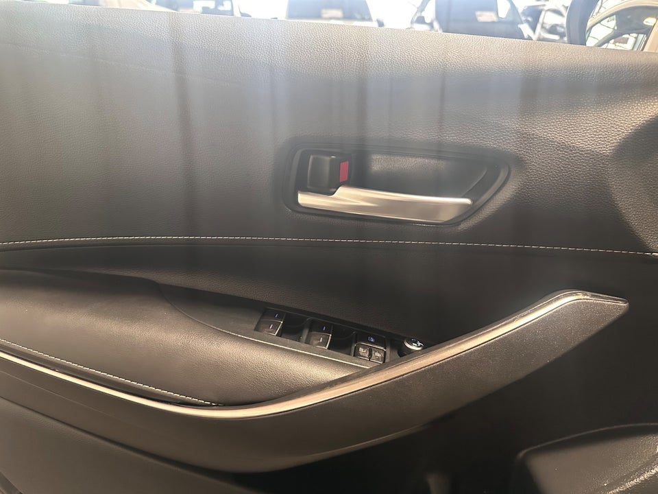 Suzuki Swace 1,8 HEV Exclusive stc. e-CVT 5d