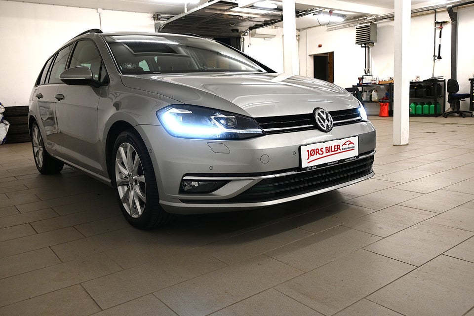 VW Golf VII 2,0 TDi 150 Comfortline+ Connect Variant DSG 5d