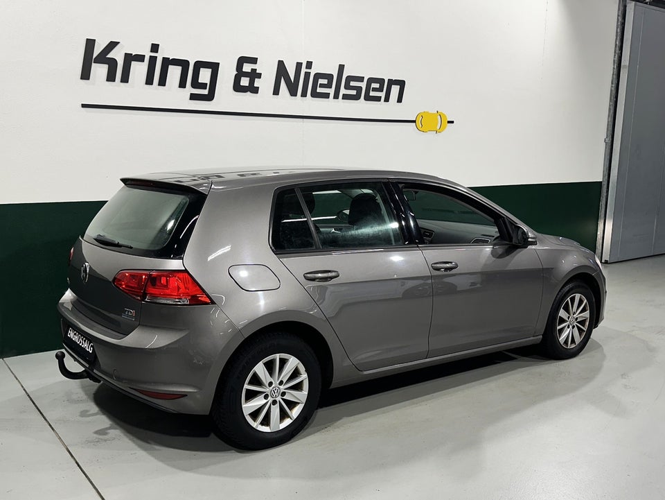 VW Golf VII 1,6 TDi 105 BlueMotion 5d