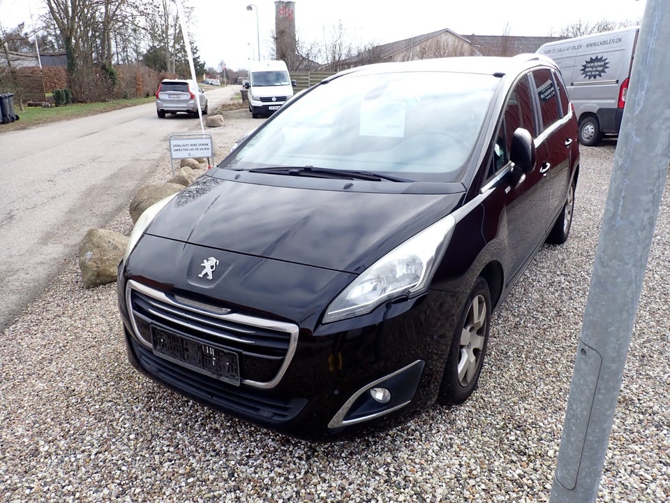 Peugeot 5008 1,2 e-THP 130 Allure 7prs 5d