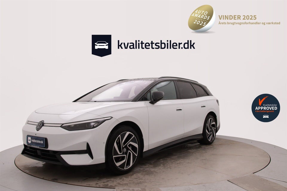 VW ID.7 77 Style+ Tourer 5d