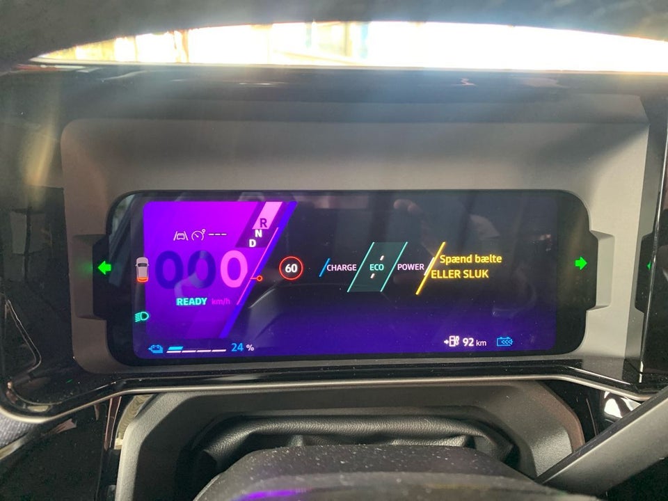 Renault 4 E-Tech 52 Techno 5d