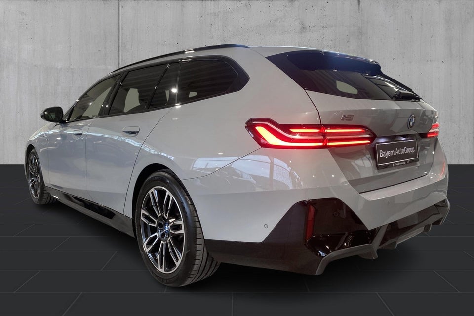 BMW i5 eDrive40 Touring M-Sport 5d