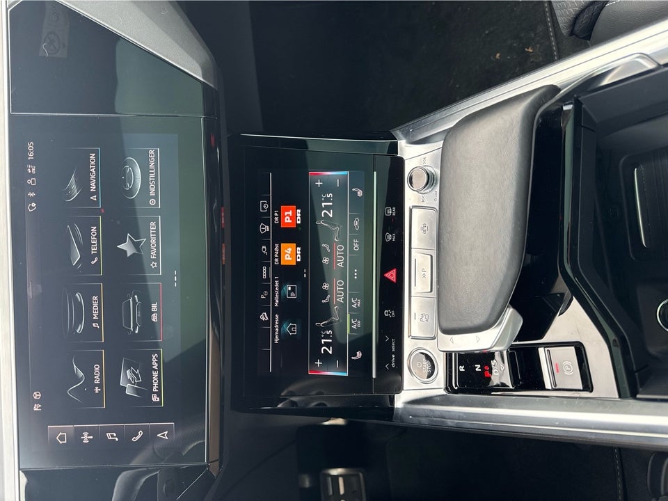 Audi Q8 e-tron 50 S-line quattro 5d