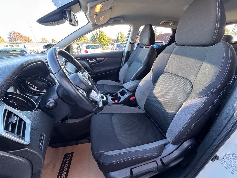 Nissan Qashqai 1,5 dCi 115 N-Connecta DCT 5d